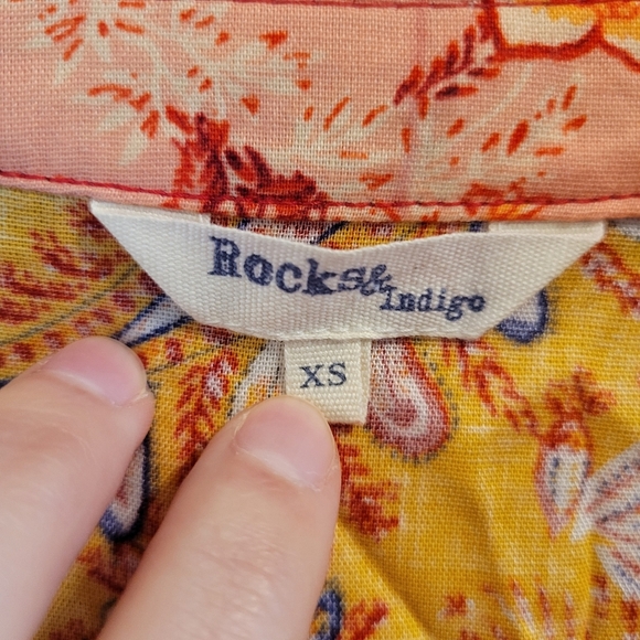 Rocks & Indigo Mixed Prints Long Sleeve Peasant Top - Picture 3 of 5